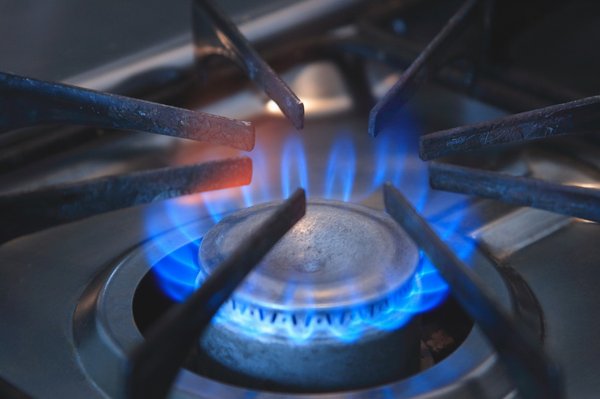 Guide pratique : installer le gaz en cuisine pro